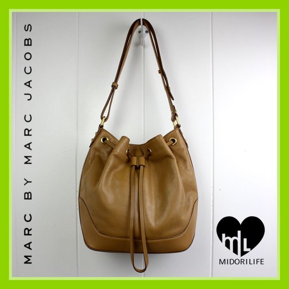 MARC BY MARC JACOBS Regine Voyage Drawstring Bucket Bag - Picture 1 of 16